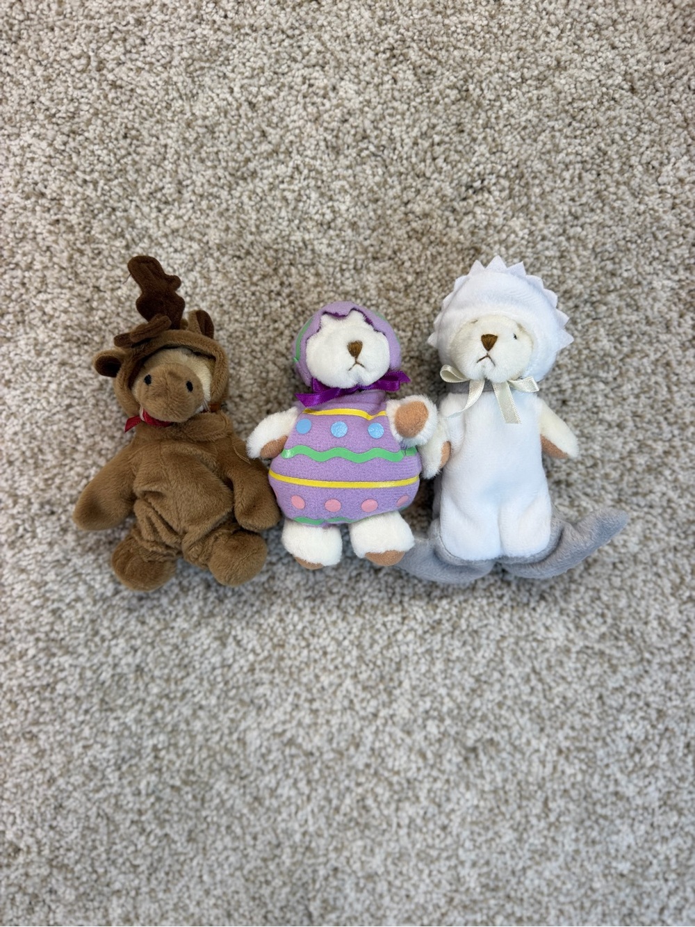 Vintage Ganz Wee Bear Village 99/00’ Plush Lot of 3 - Moose, Easter, Shark